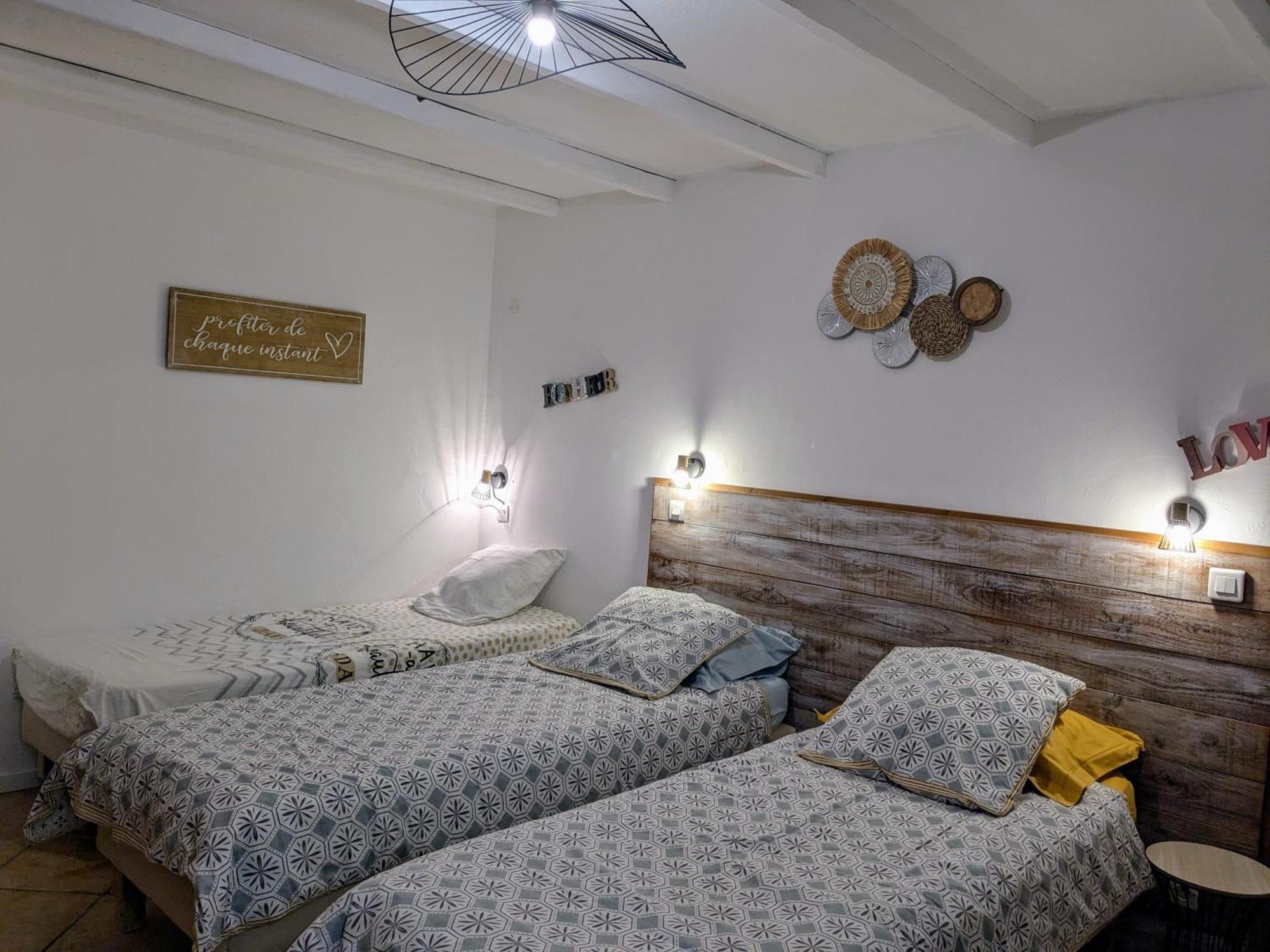 Gite Des Oliviers La Roque-sur-Ceze Phòng bức ảnh